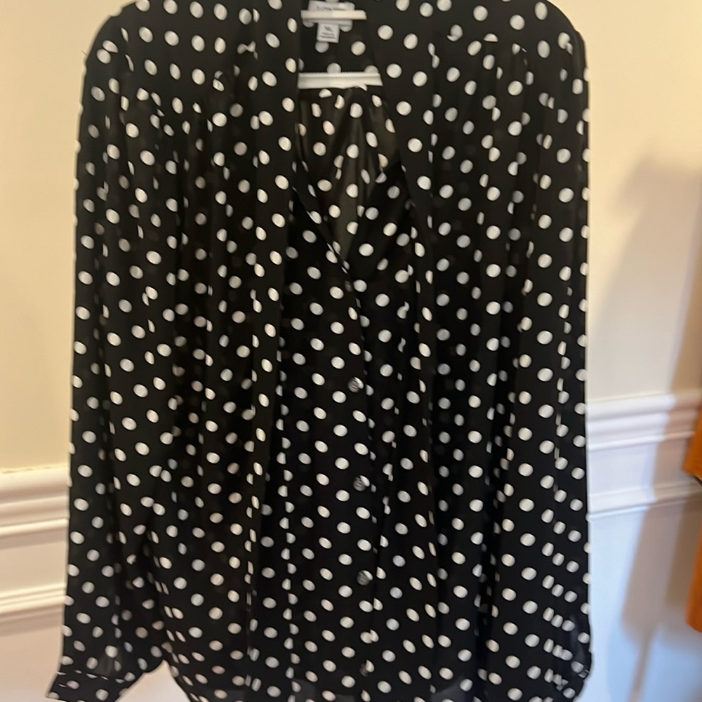 jcrew B&W popa for bow blouse - size XL. Excellent condition- worn 1 time.